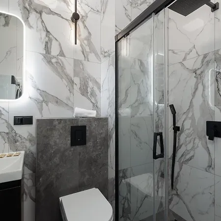 Hanza Tower 309 By Bookinghost Stettin