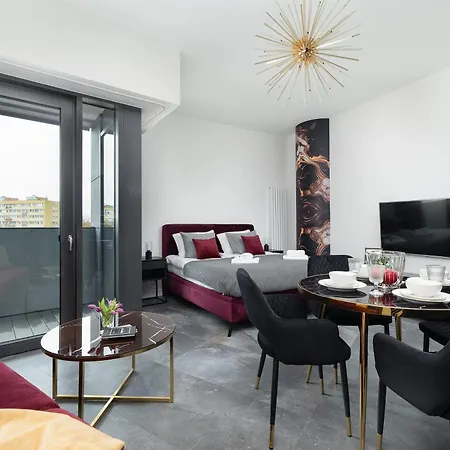 Hanza Tower 309 By Bookinghost