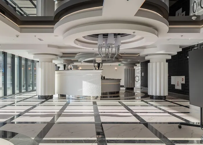 Hanza Tower 309 By Bookinghost * Szczecin