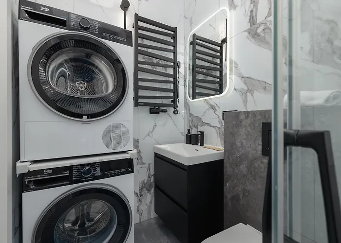 Hanza Tower 309 By Bookinghost * Szczecin