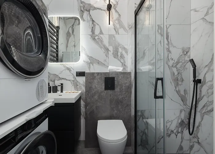 Hanza Tower 309 By Bookinghost