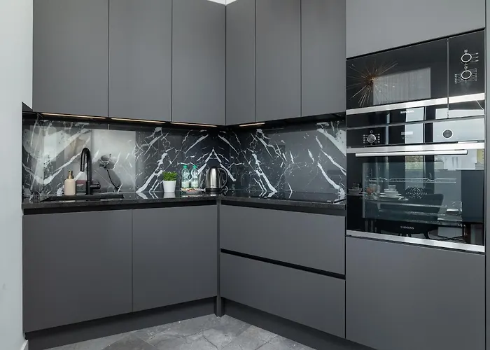 Hanza Tower 309 By Bookinghost